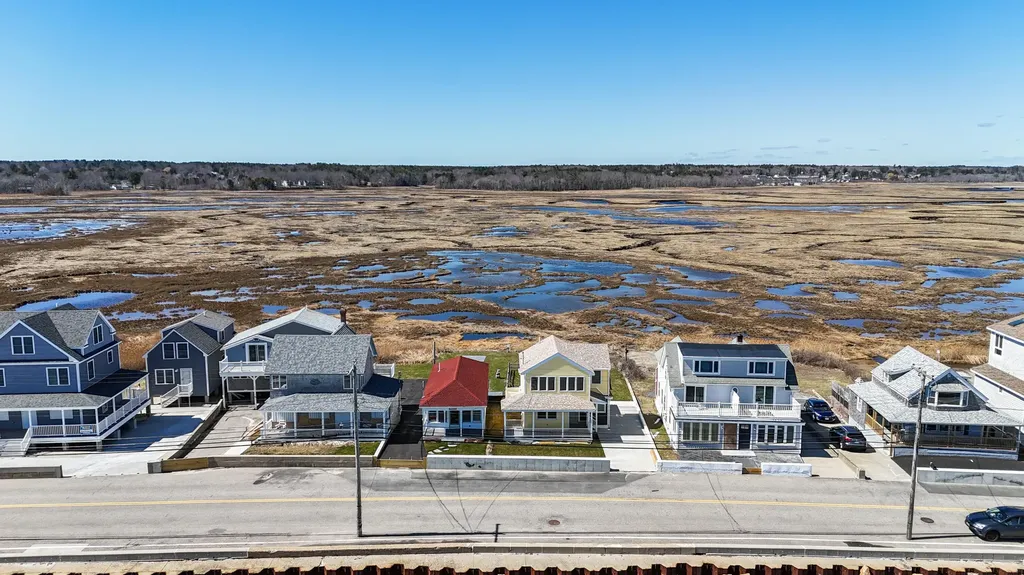347 Webhannet Drive Wells ME 04090