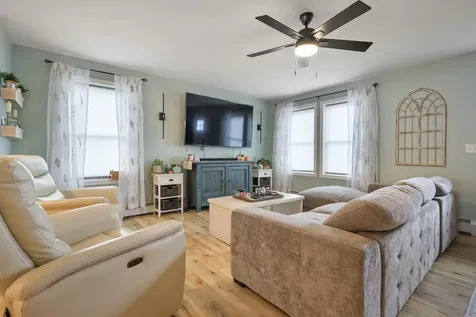 35 Wildwood Drive Bangor ME 04401