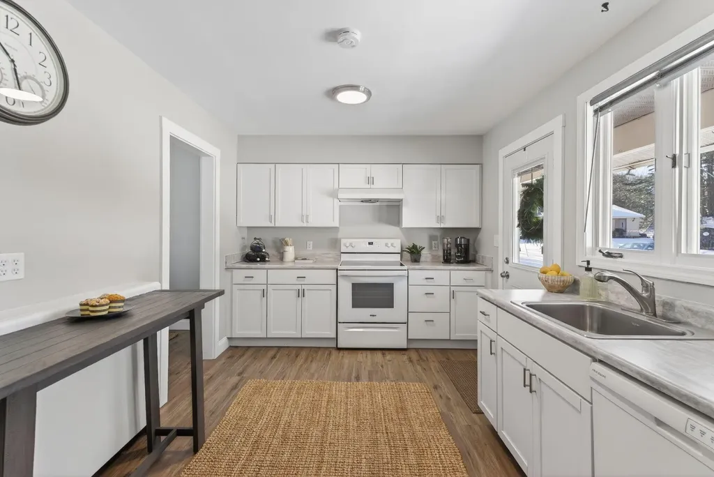 224 Congress Circle Topsham ME 04086