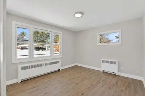 224 Congress Circle Topsham ME 04086