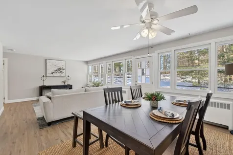 224 Congress Circle Topsham ME 04086