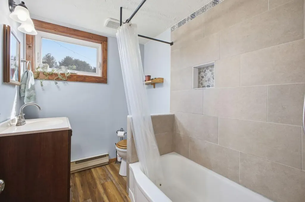 4 Longfellow Drive Westbrook ME 04092