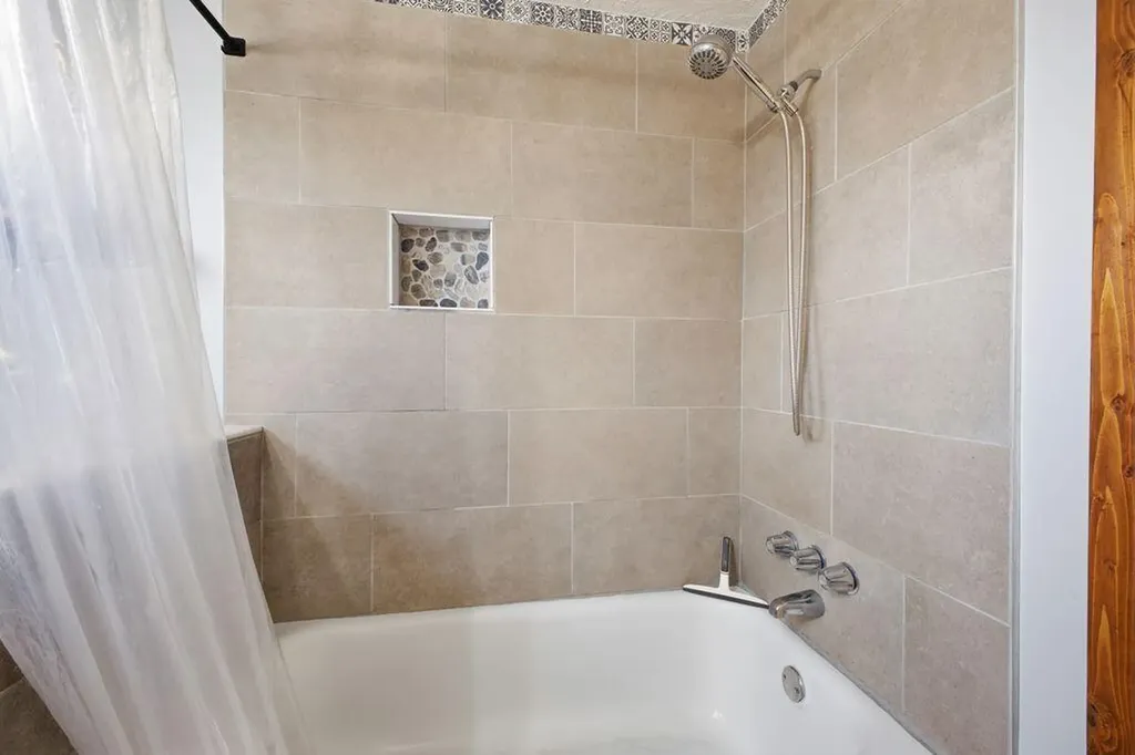 4 Longfellow Drive Westbrook ME 04092