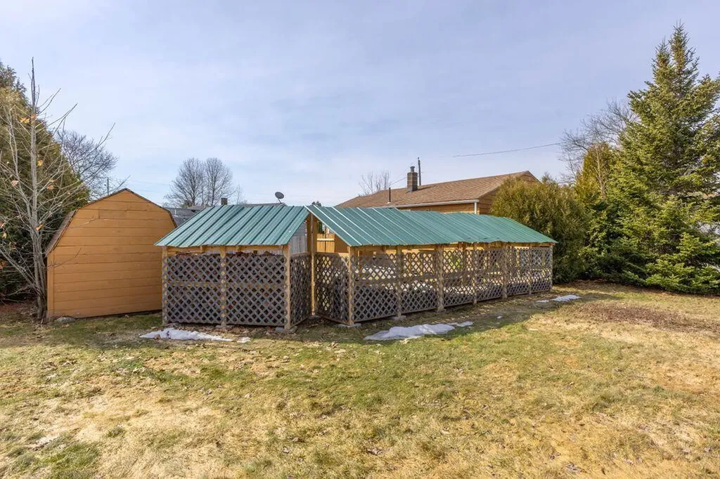 4 Longfellow Drive Westbrook ME 04092