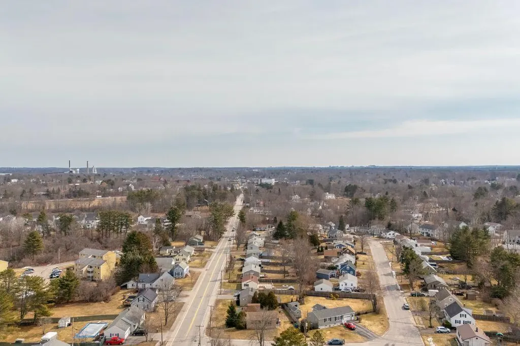 4 Longfellow Drive Westbrook ME 04092