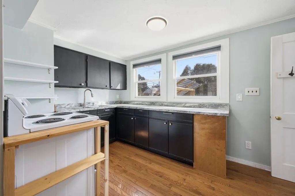 4 Longfellow Drive Westbrook ME 04092