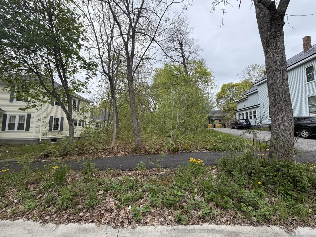 117 4th Street Bangor ME 04401