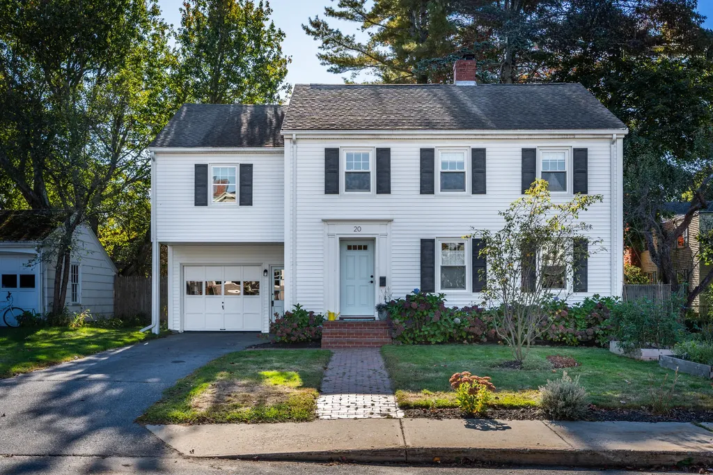 20 Cottage Farms Road Cape Elizabeth ME 04107