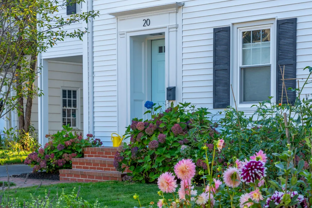 20 Cottage Farms Road Cape Elizabeth ME 04107