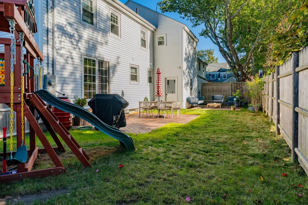 20 Cottage Farms Road Cape Elizabeth ME 04107