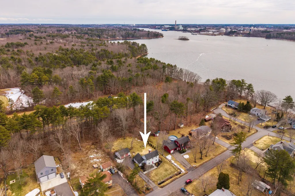 19 Bayberry Drive Eliot ME 03903