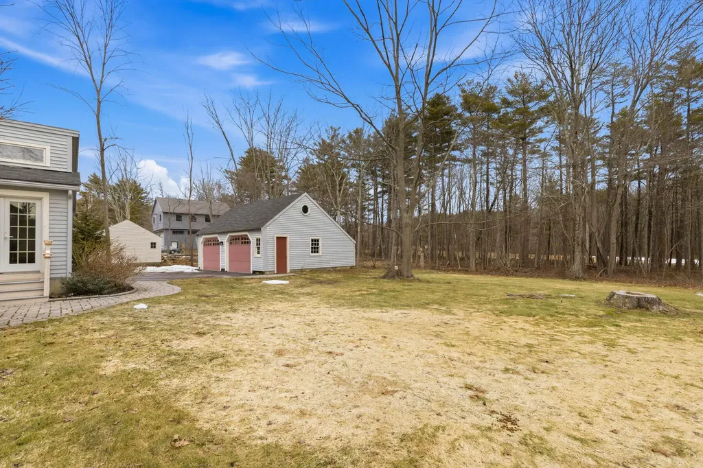 19 Bayberry Drive Eliot ME 03903