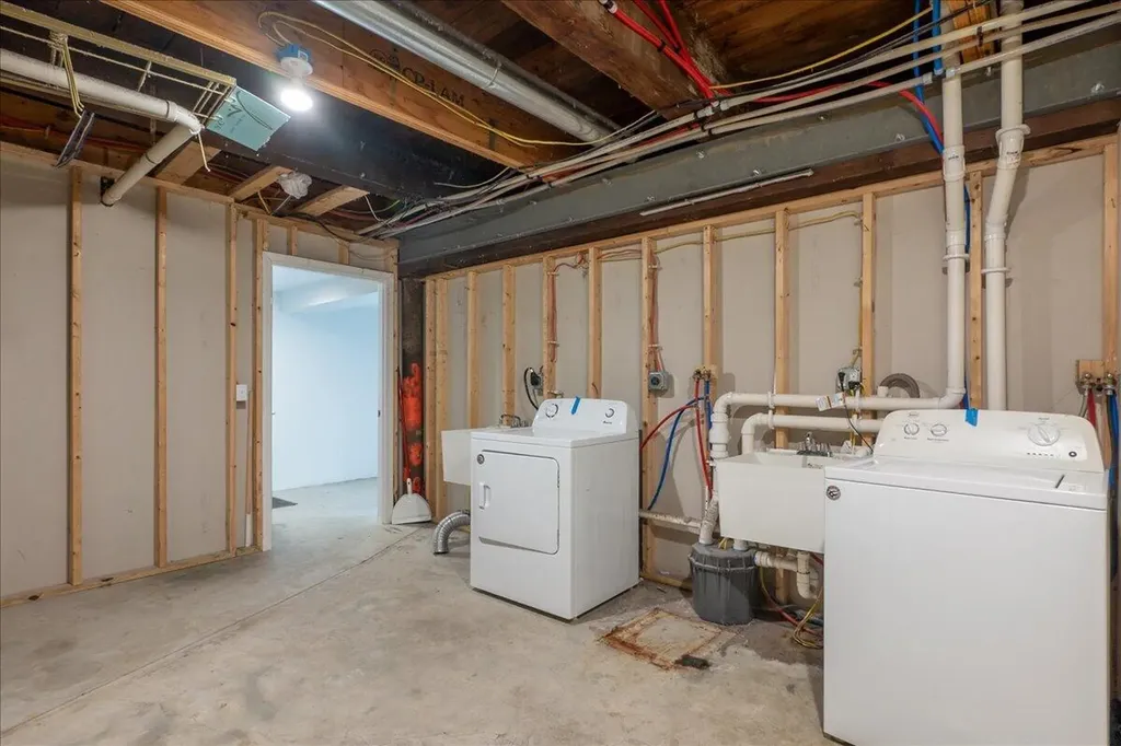 453 Main Street Rockland ME 04841
