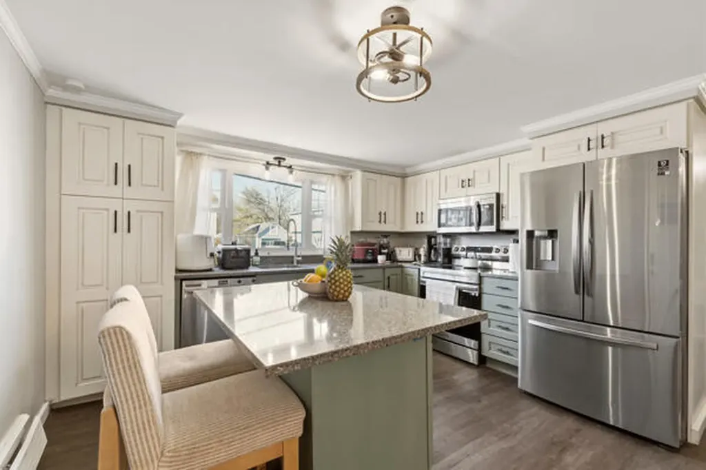 32 Grove Street Lewiston ME 04240