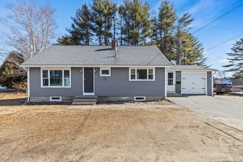 32 Grove Street Lewiston ME 04240