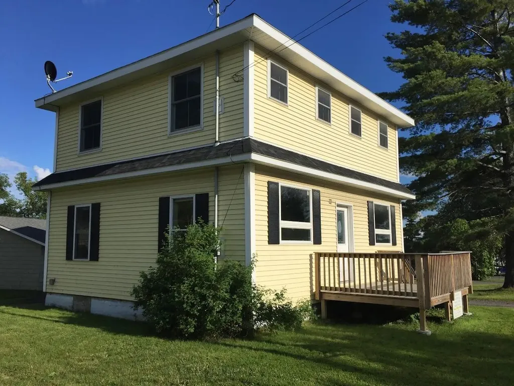 15 Bennett Drive Caribou ME 04736