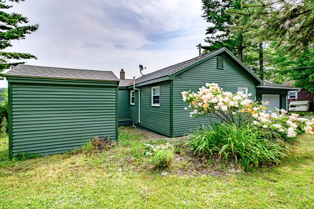 95 Loop Road Acton ME 04001