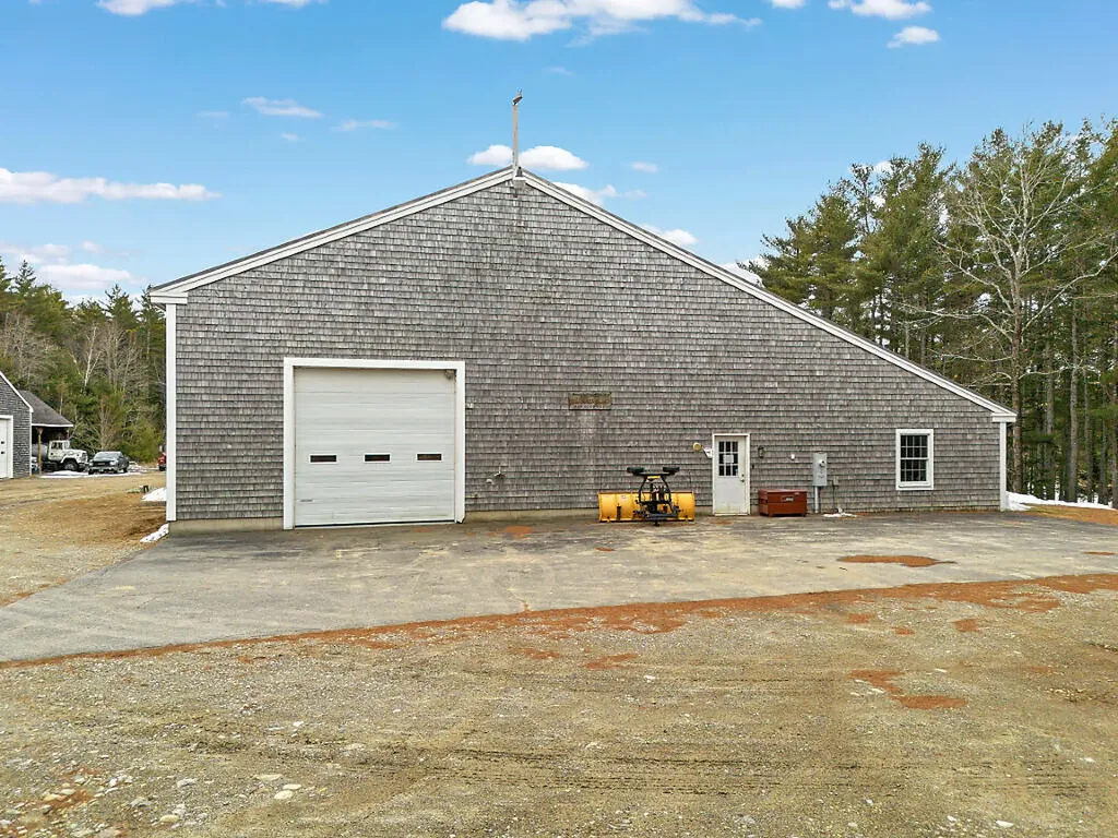 55 Town Farm Lane Whitefield ME 04353