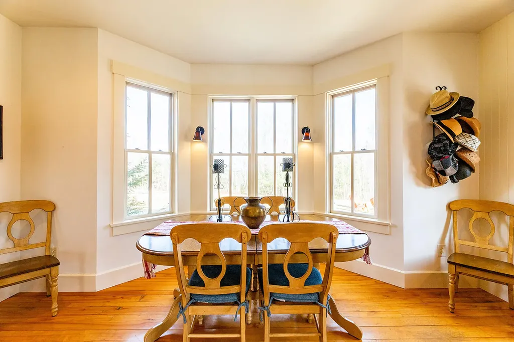 55 Bluebird Road Warren ME 04864