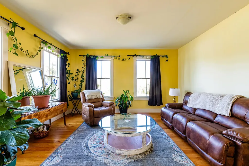 55 Bluebird Road Warren ME 04864
