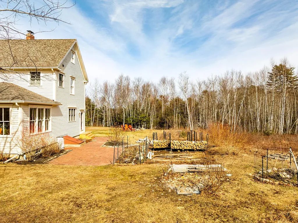 55 Bluebird Road Warren ME 04864