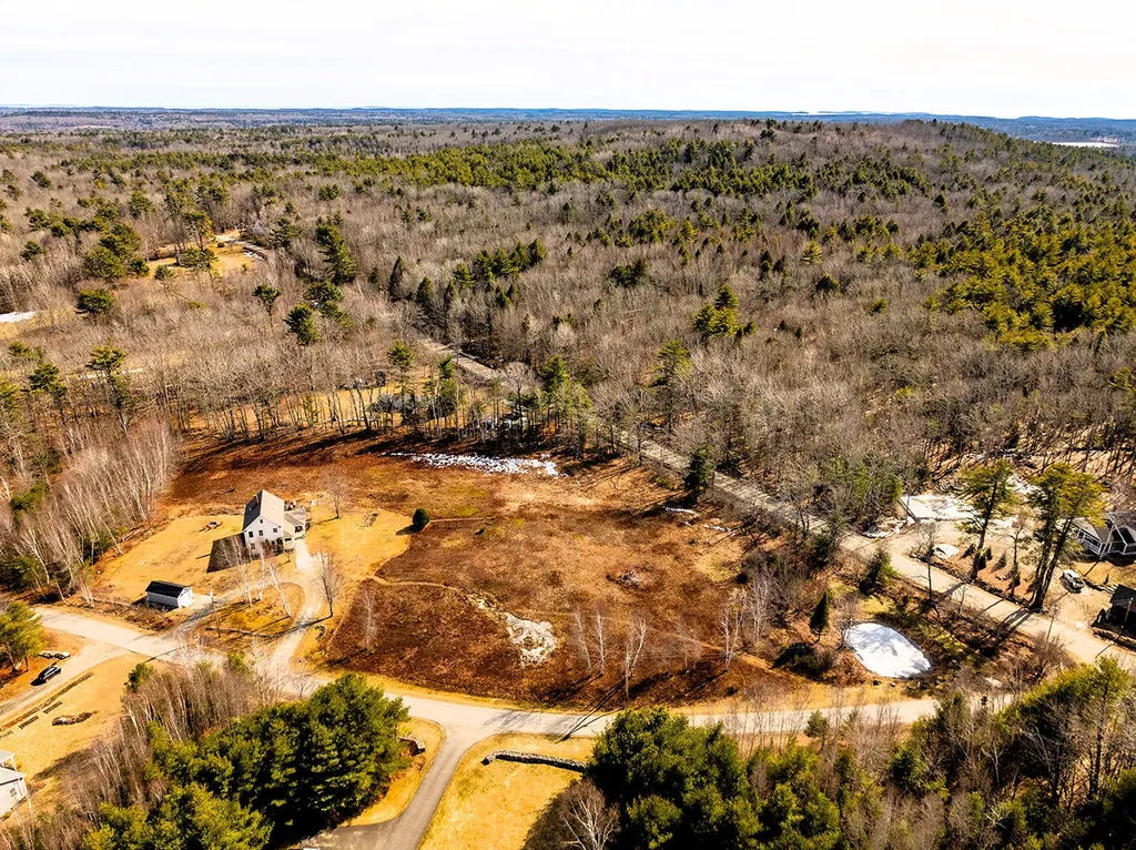 55 Bluebird Road Warren ME 04864