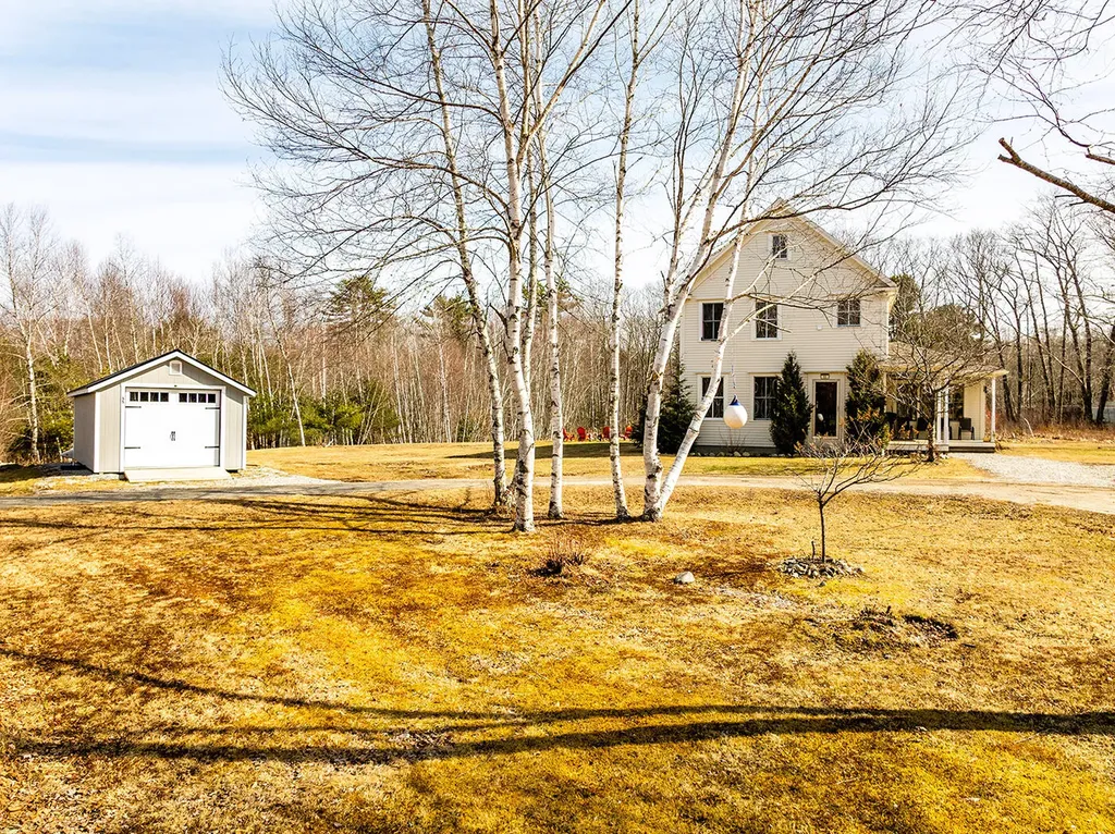 55 Bluebird Road Warren ME 04864