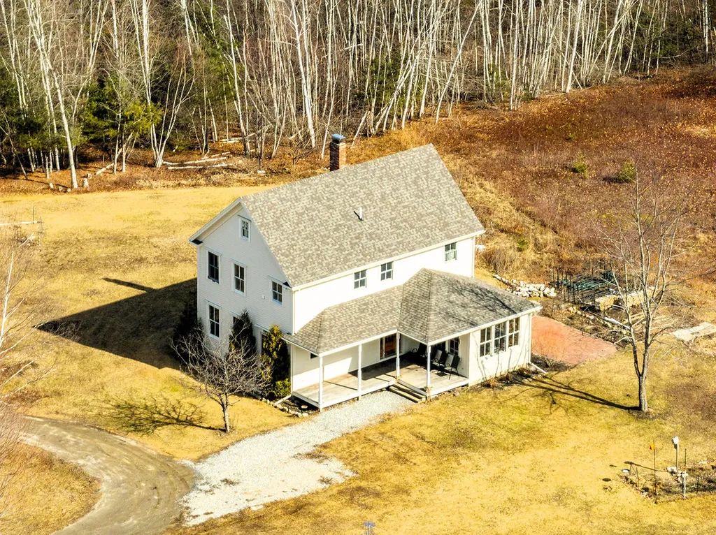 55 Bluebird Road Warren ME 04864