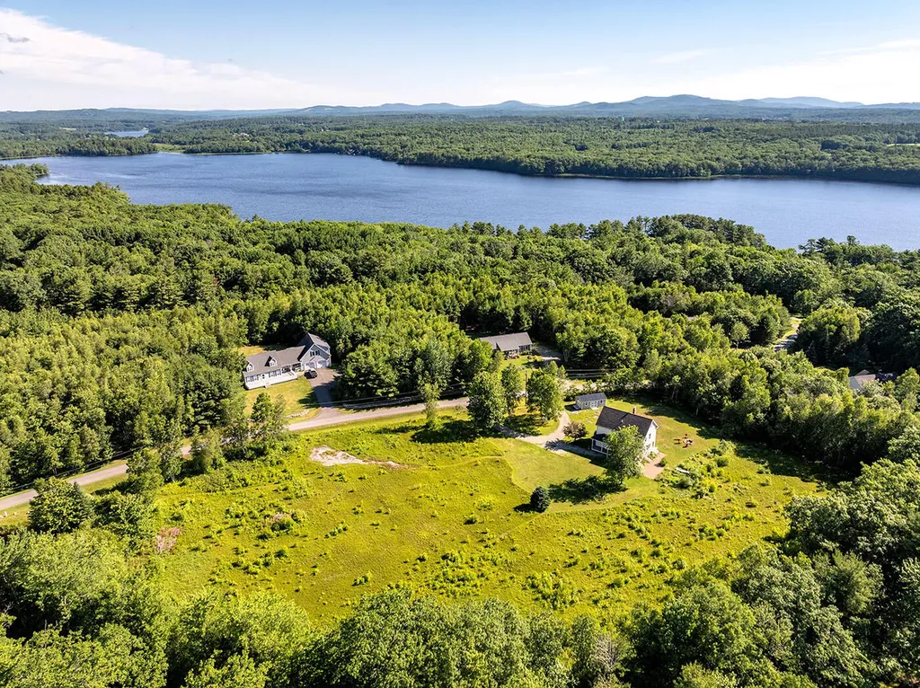 55 Bluebird Road Warren ME 04864