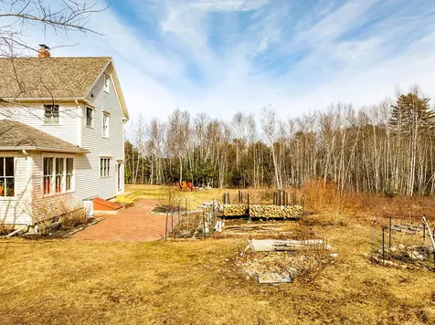 55 Bluebird Road Warren ME 04864