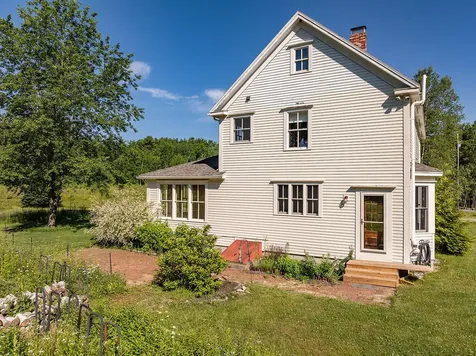 55 Bluebird Road Warren ME 04864