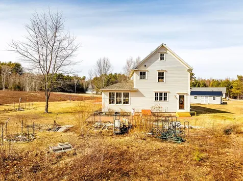 55 Bluebird Road Warren ME 04864