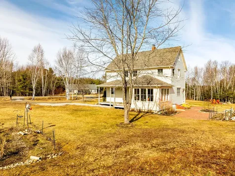 55 Bluebird Road Warren ME 04864
