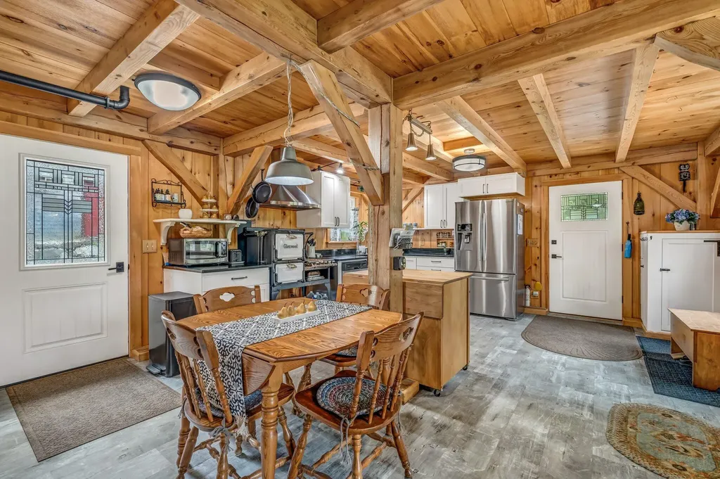 84 Dewmar Lane Union ME 04862