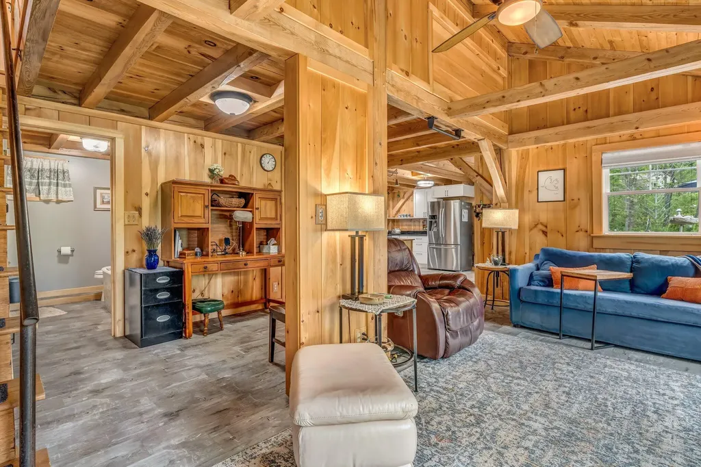 84 Dewmar Lane Union ME 04862