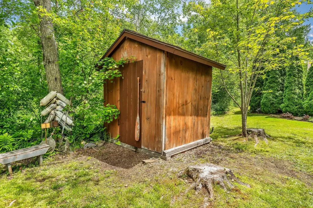 84 Dewmar Lane Union ME 04862