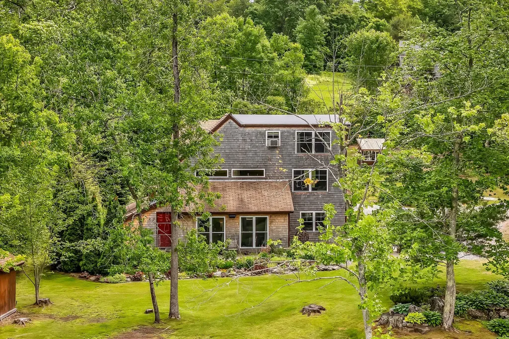 84 Dewmar Lane Union ME 04862