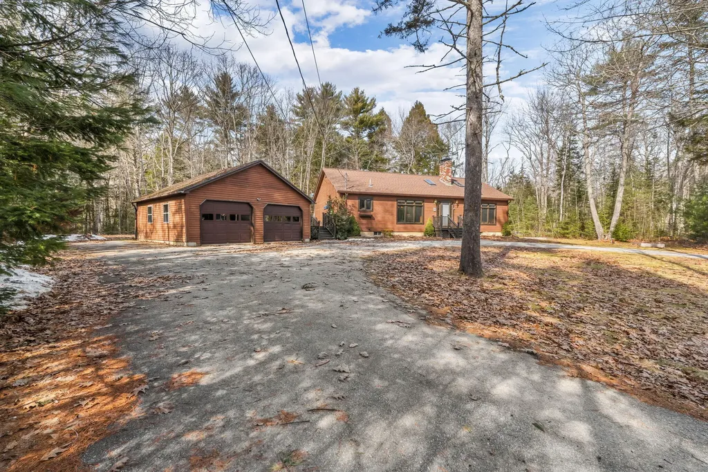 108 Hart Road Warren ME 04864