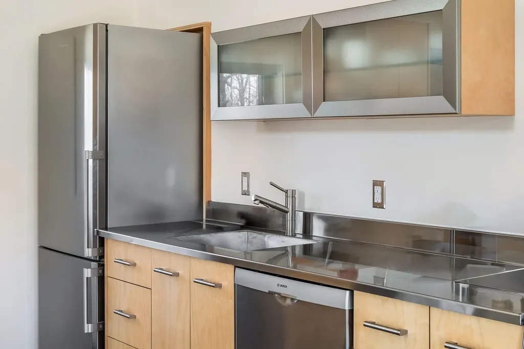 57 Beechwood Street Thomaston ME 04861