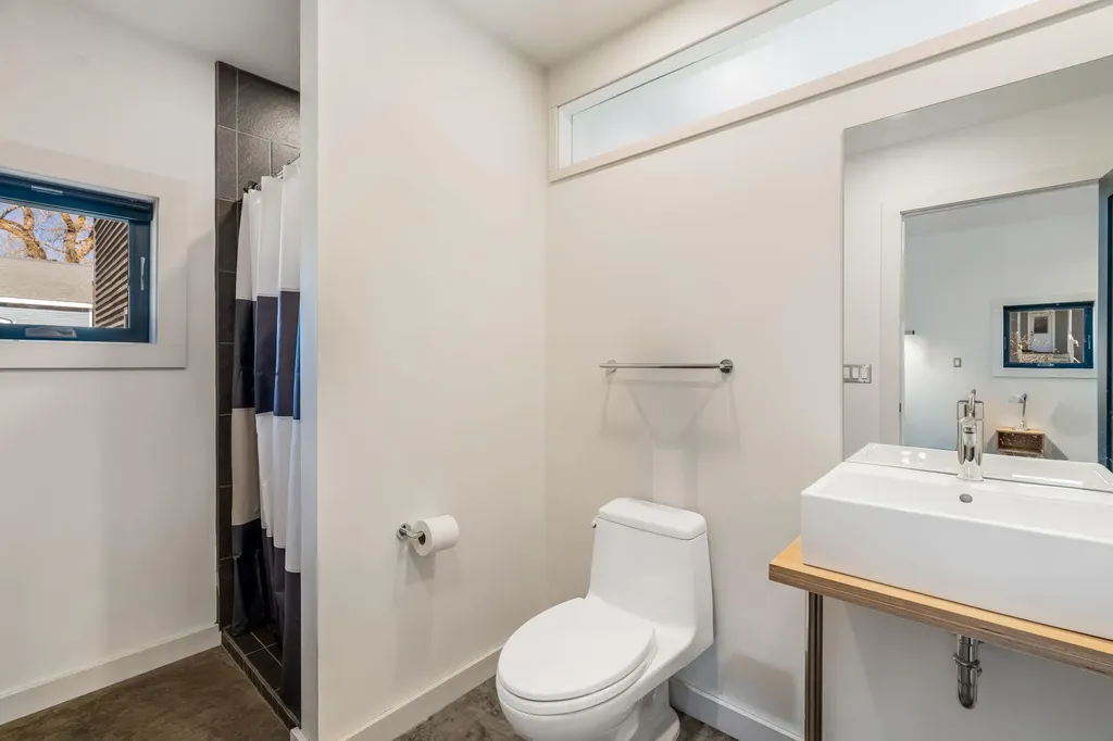 57 Beechwood Street Thomaston ME 04861