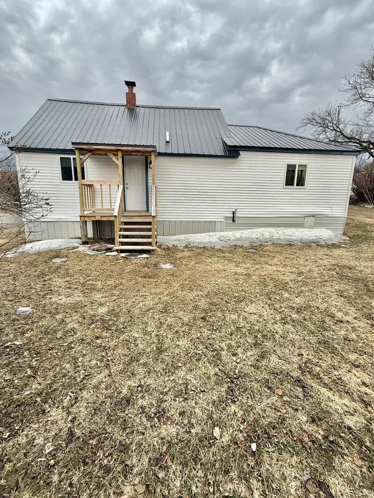 80 Forest Avenue Fort Fairfield ME 04742
