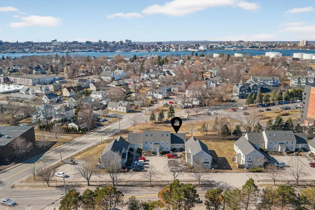 139 Broadway South Portland ME 04106