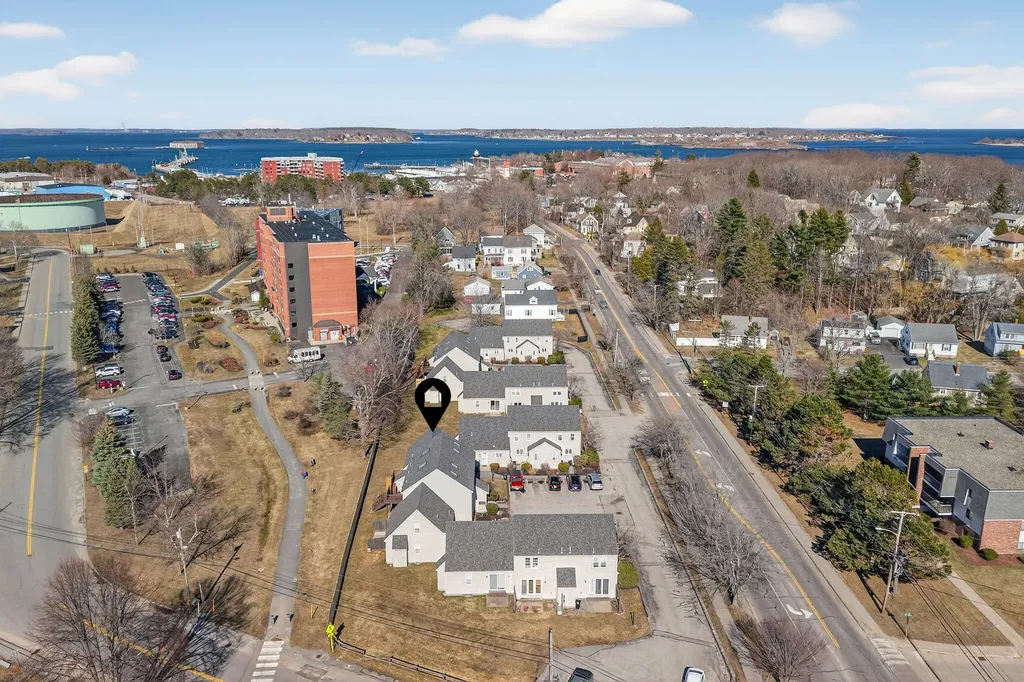 139 Broadway South Portland ME 04106