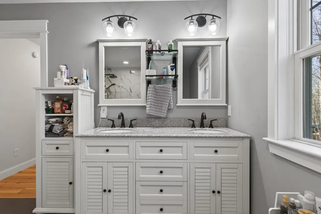 1 Spinnaker Way Kennebunk ME 04043
