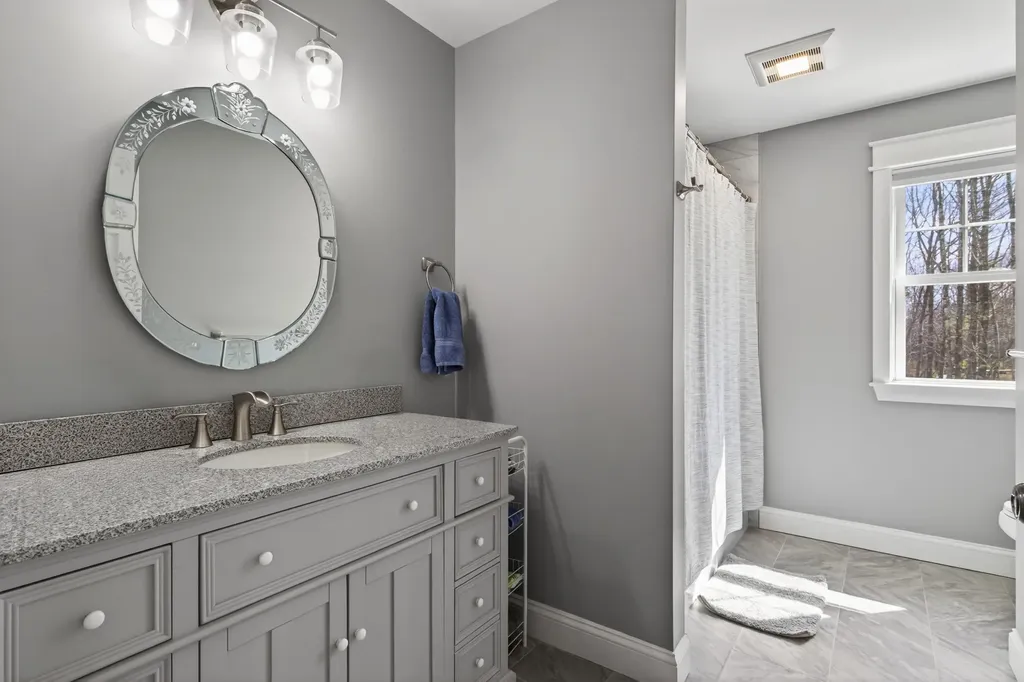 1 Spinnaker Way Kennebunk ME 04043