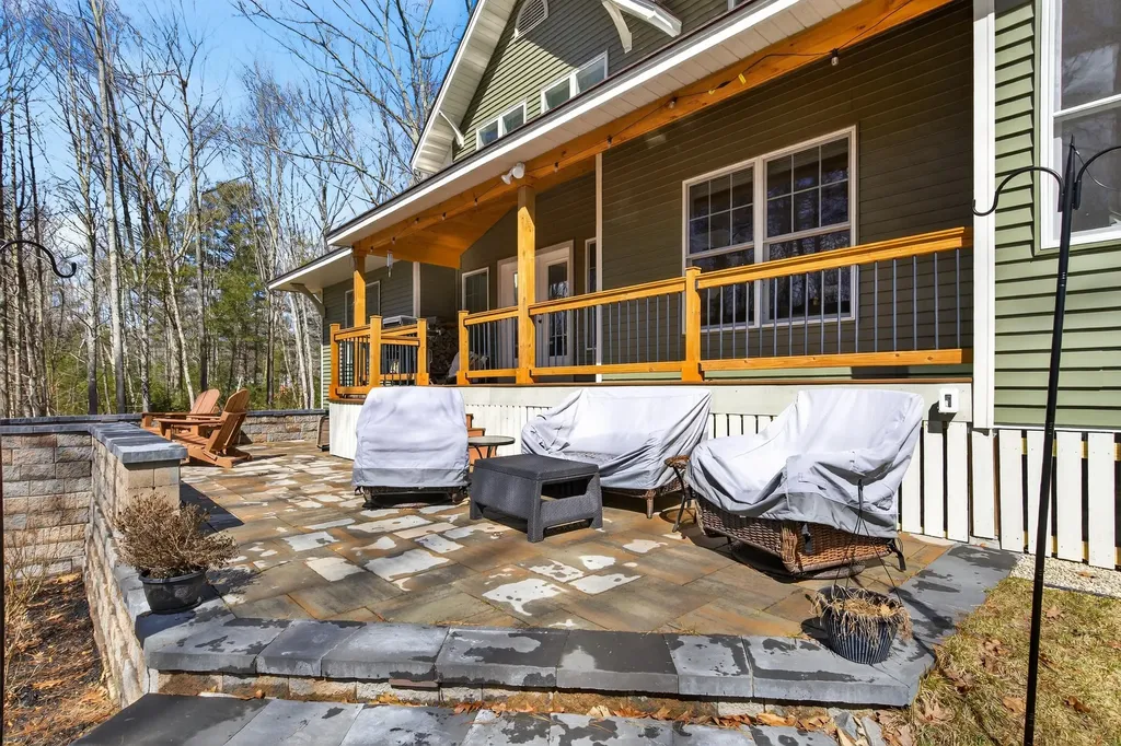 1 Spinnaker Way Kennebunk ME 04043