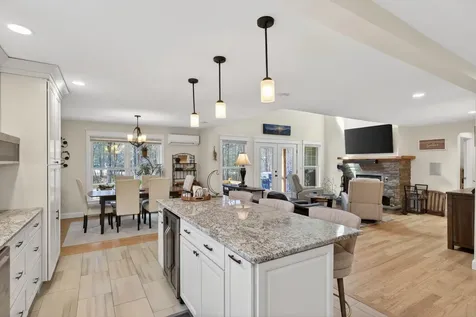 1 Spinnaker Way Kennebunk ME 04043
