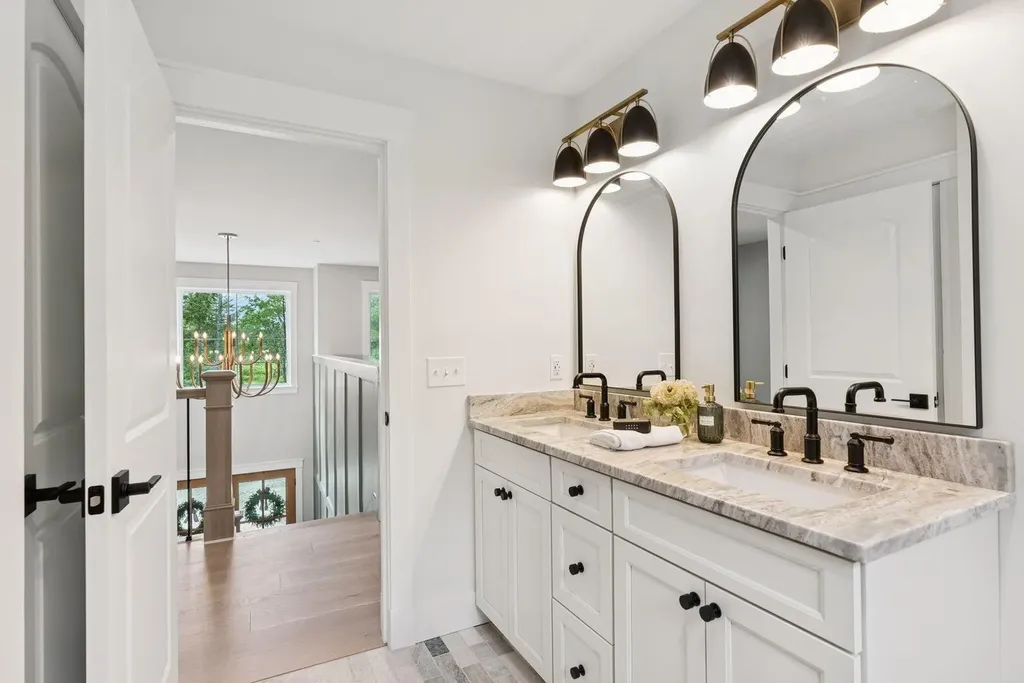52 Jasper Lane Arundel ME 04046