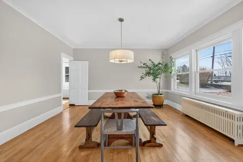 93 Foreside Road Falmouth ME 04105