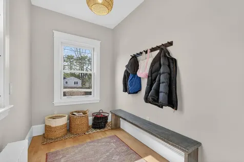 93 Foreside Road Falmouth ME 04105